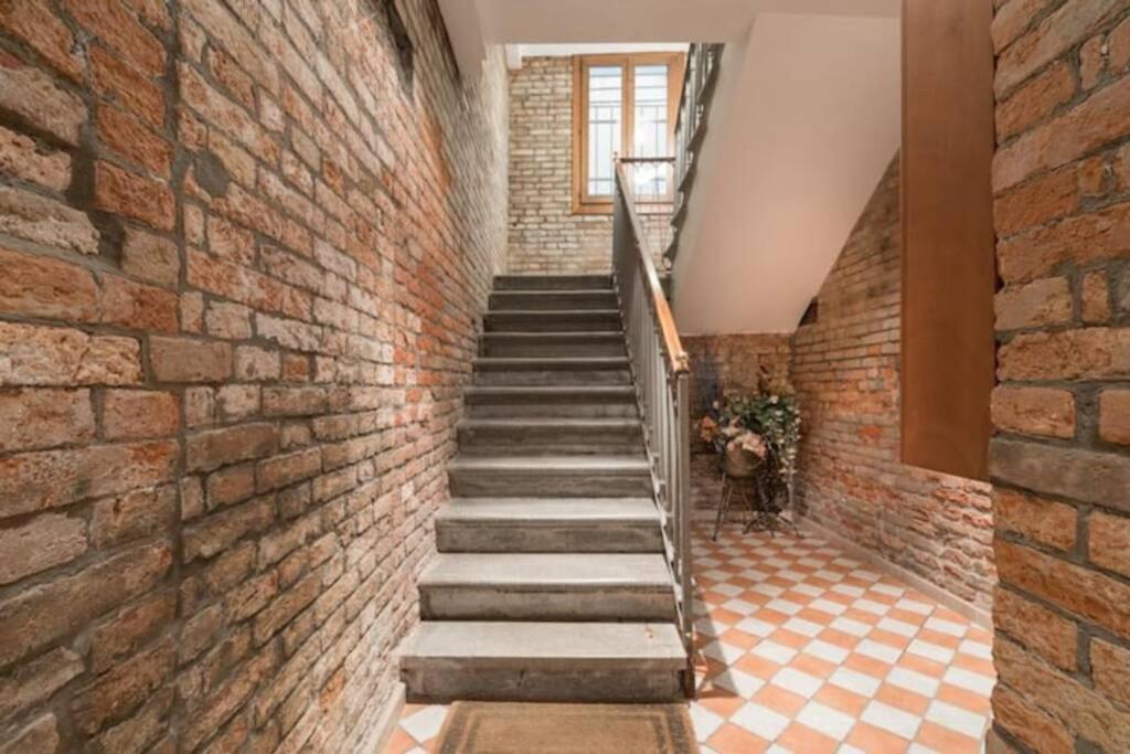 Ca’ Pesaro Rooftop Terrace Apartment.