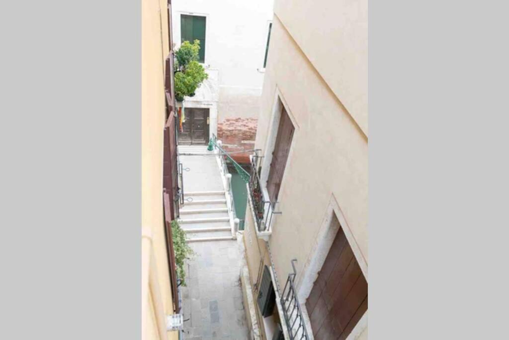 Ca’ Pesaro Rooftop Terrace Apartment. *