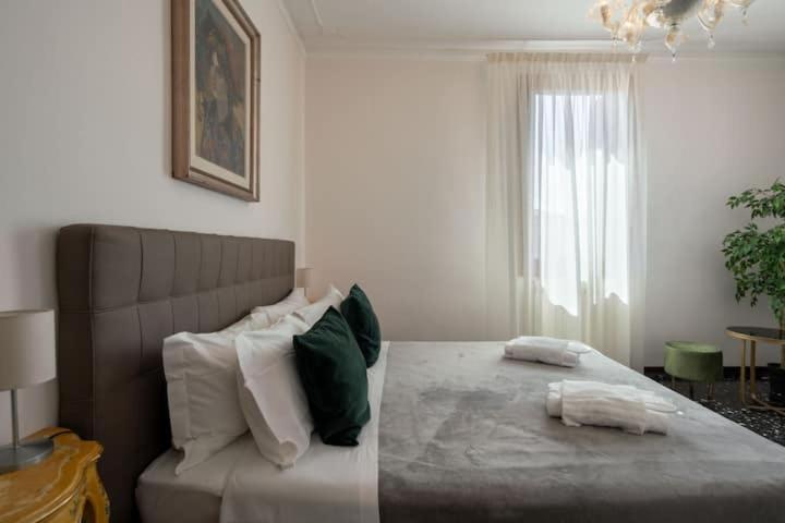 Ca’ Pesaro Rooftop Terrace Apartment. Venecia